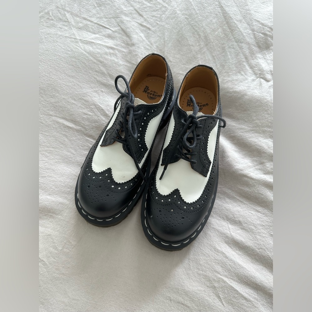 3989 BEX SMOOTH LEATHER BROGUE SHOES